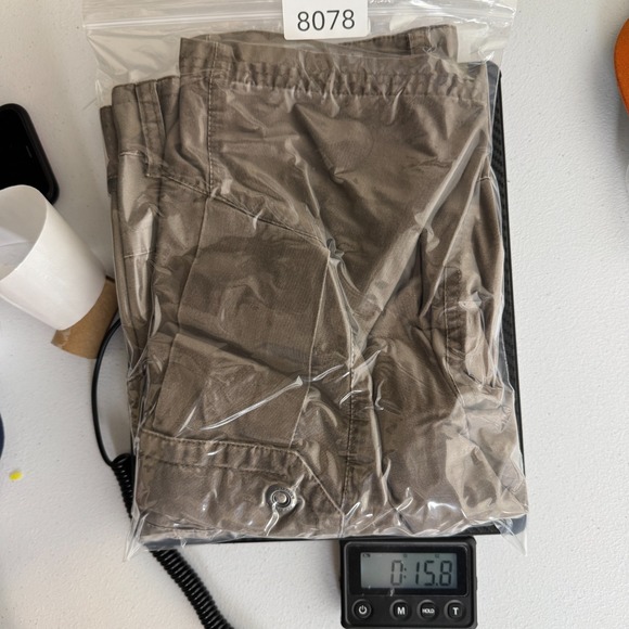 Mammut Cargo Shorts Mens 32 Brown Mountain Climbing Hiking Outdoors Work - Picture 9 of 9